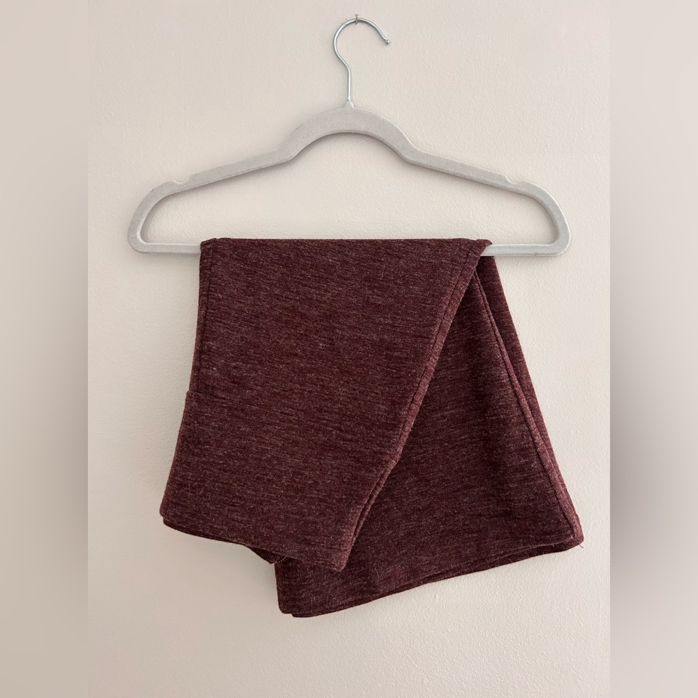 Mid length skirt